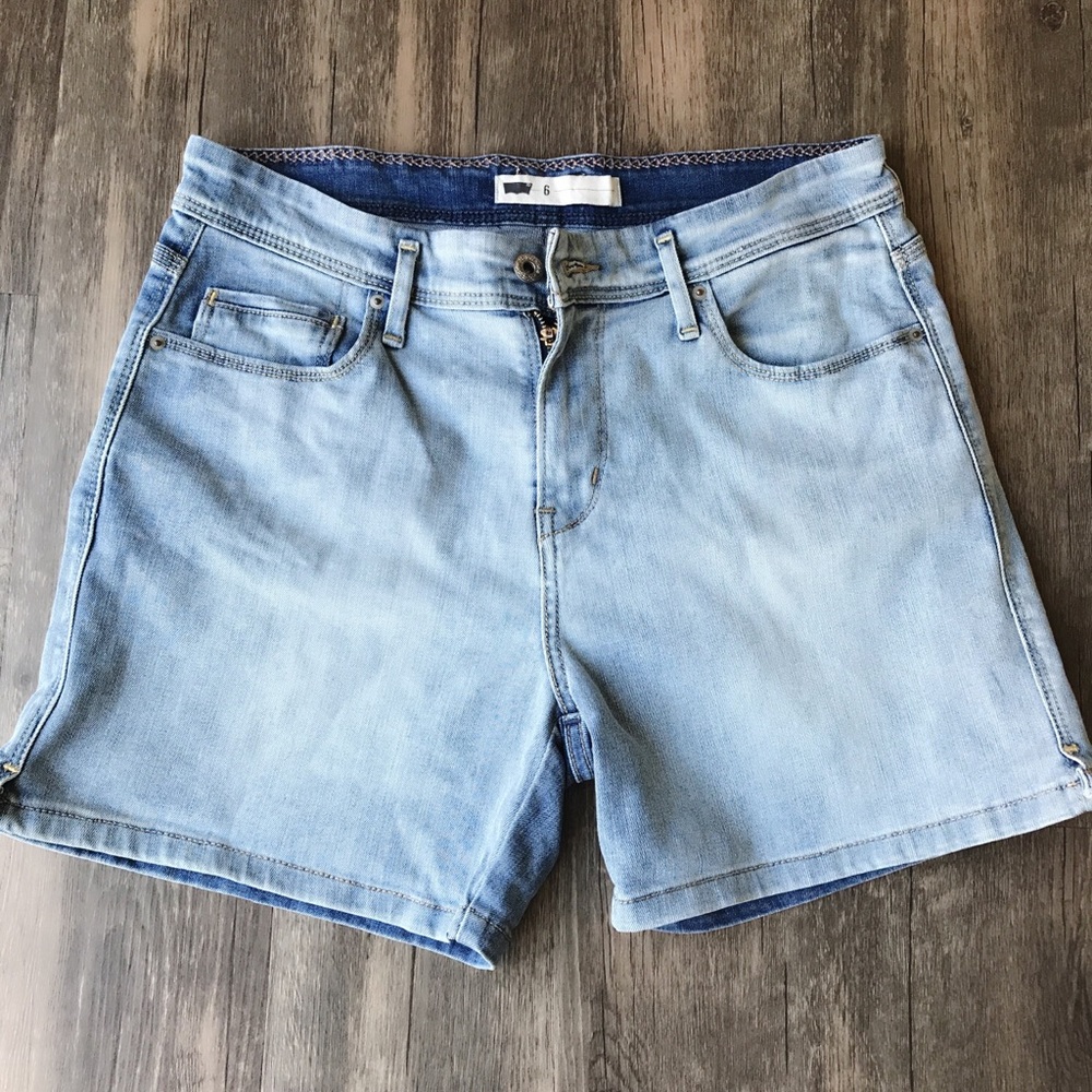 Levi’s Jeans shorts